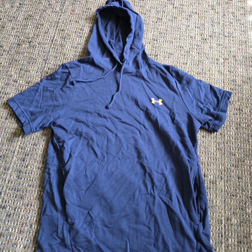 Under Armour Navy Blue Short Sleeve Hoodie with Gold Logo